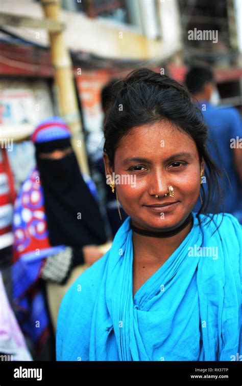 A Bangladeshi Woman Hi Res Stock Photography And Images Alamy