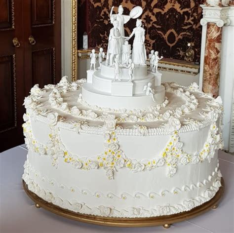 Queen Victoria Wedding Cake A Royal Treat Fashionblog