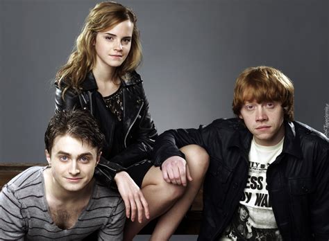 See what daniel radcliffe, emma watson, rupert grant, and the others are up to today. Daniel Radcliffe, Emma Watson, Rupert Grint, Aktorka, Aktor