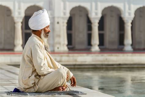 How Do Sikhs Meditate Is It Similar To Buddhist Meditation