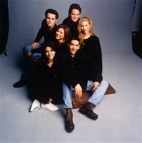 Friends is an american television sitcom, created by david crane and marta kauffman, which aired on nbc from september 22, 1994, to may 6, 2004, lasting ten seasons. Friends - various photoshoots - Friends Photo (19956404 ...