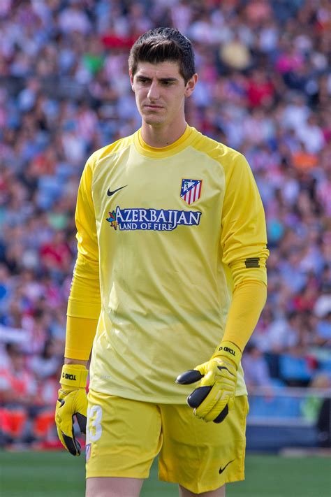 As a professional goalkeeper i'm grateful to play for the best clubs in the world, like real madrid and the belgian red devils. Thibaut Courtois - Vikidia, l'encyclopédie des 8-13 ans