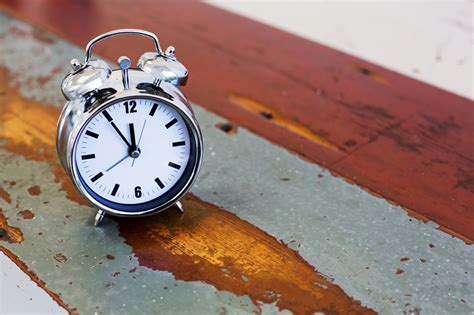 How to Deal with Chronically Late Employees