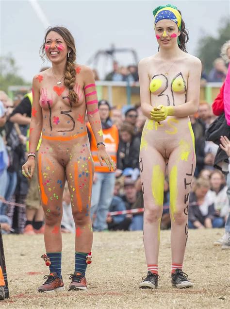 Roskilde Festival Nude Run Babes Nudes Festivalsluts Nude Pics Org