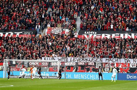 Bayer Leverkusen Bundesligist Muss 30 000 Euro Strafe Zahlen Fußball