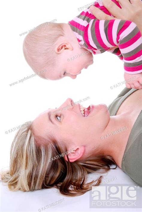 Mutter Und Tochter Stock Photo Picture And Low Budget Royalty Free Image Pic ESY
