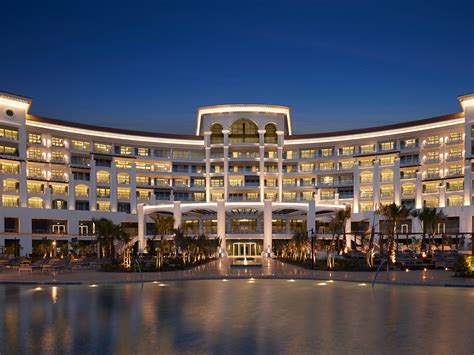 Waldorf Astoria Dubai Palm Jumeirah Luxury Oasis In Dubai High Life