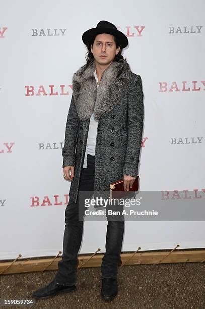 bally celebrates 60 years of conquering everest photos et images de collection getty images