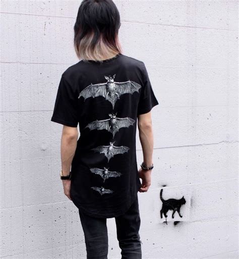 Release The Bats Unisex Tall Tee【black Craft】 Spider Rock Web