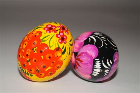 Set Of 2 Painted Easter Eggs Easter Eggs Painted Eggs Wooden Eggs Happy