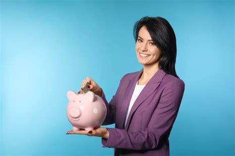 How much money should you have in your checking account. 5 Tips to Knowing How Much Money You Should Keep in Your ...