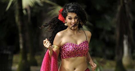 Hot Indian Actress Rare Hq Photos Telugu Actress Taapsee Pannu Hottest Navel Show Photos From