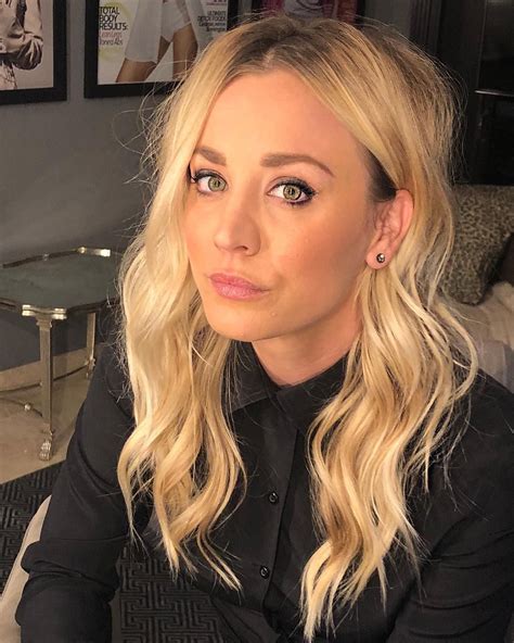 Kaley Cuoco On Instagram Because Hair And Makeup Are On Point