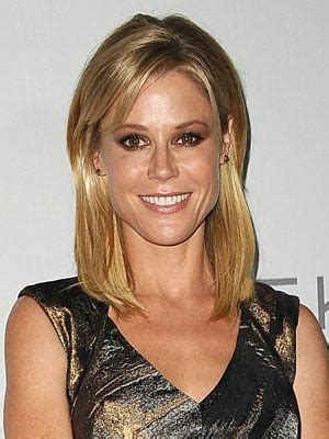 Born 21 april 1926) is queen of the united kingdom and 15 other commonwealth realms. Julie Bowen | POPSUGAR AU