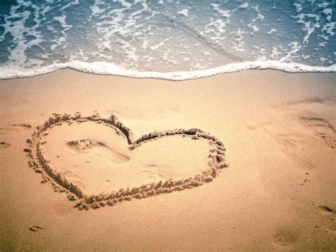 150 Dreamy Beach Quotes And Beach Captions That Texas Couple