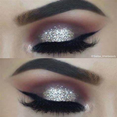 Glitter Eye Makeup Idea And Classic Eyeliner Nye Makeup Makeup Inspo