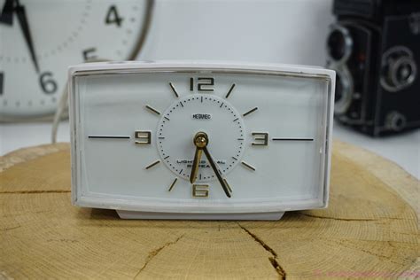1970s Vintage Metamec Electric Alarm Clock White