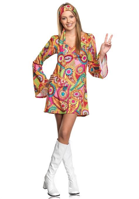 How To Dress Like A Cute Hippie For Halloween Gails Blog