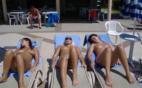 Barechested Sun Tanning Vacation Bikini Porn Pic Eporner