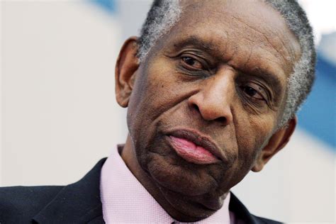 Earl Lloyd First African American In Nba Dies At 86 The Washington Post