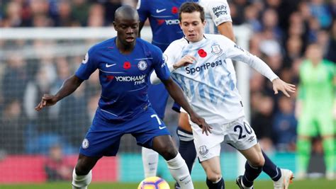Kanté renova até e se torna o jogador mais bem pago do Chelsea