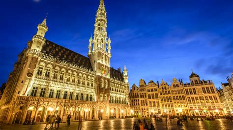 Brussels Town Hall Hotel De Ville In Brussels — How To Visit