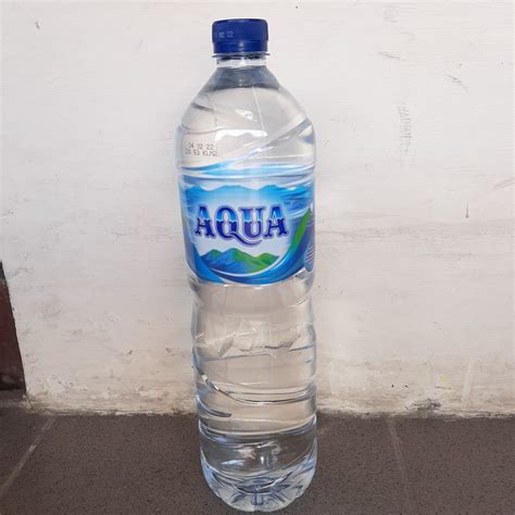 Jual Air Mineral Aqua Botol Liter Shopee Indonesia