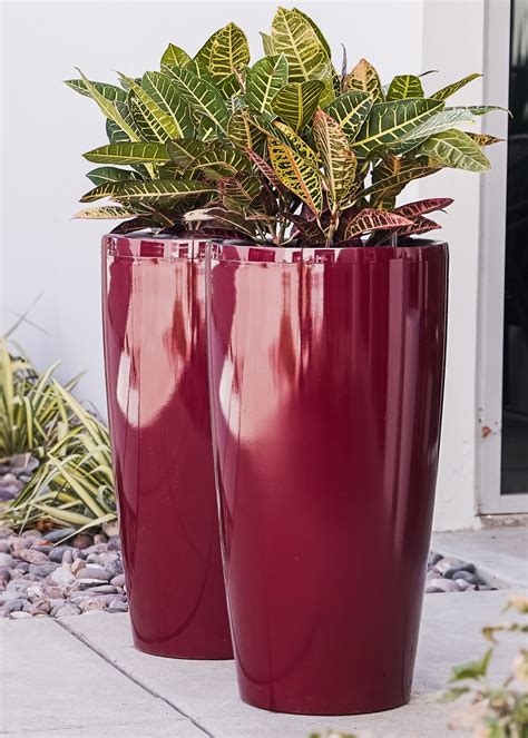 Xbrand Nested Plastic Self Watering Indoor Outdoor Tall Round Planter Pot Set Of 2 29 5 Inch