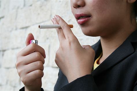 Company Health Plans Raising Costs For Smokers Obese