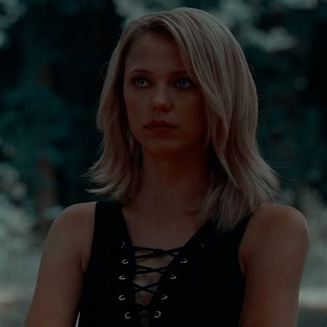 Pin By 𝒆𝒍𝒆𝒂𝒏𝒐𝒓 On ༄icons Freya Mikaelson Vampire Diaries The