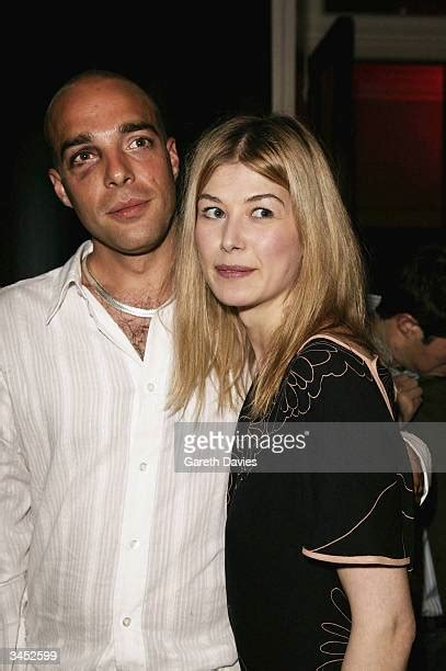 Rosamund Pike Boyfriend Photos And Premium High Res Pictures Getty Images