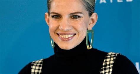 Interview Actress Anna Chlumsky From Veep And My Girl