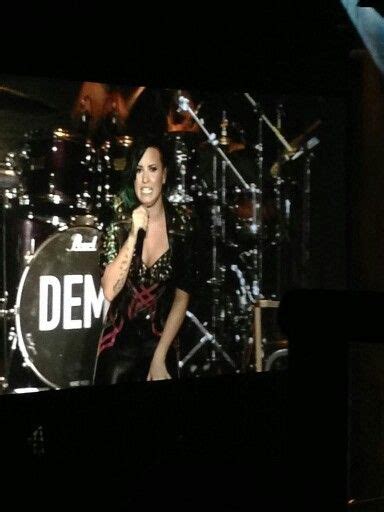 Demi On Stage At Nia Arena Birmingham November 27th Sexandlovetour