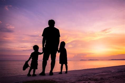 Siluetas De Papa E Hija