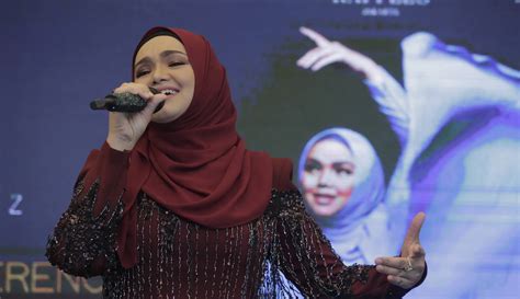 Siti Nurhaliza Akan Gelar Konser Di Indonesia Photo