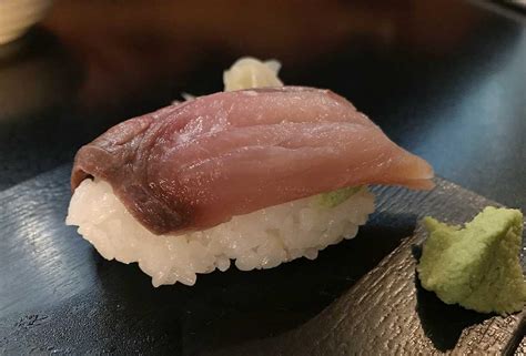 Hamachi Sushi 〚 Japanese Amberjack 〛 ハマチ Information Sushipedia