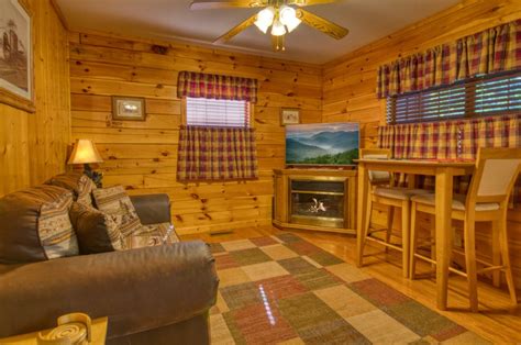 Smoky mountain vacation rentals near top tennessee attractions. Smoky Mountain Getaway #435 Cabin in SEVIERVILLE w/ 4 BR ...