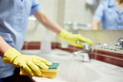 7 Bathroom Cleaning Mistakes Everybody Makes Better Homes And Gardens