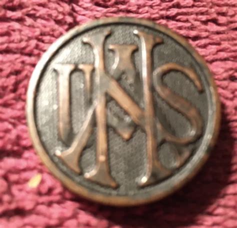 Authentic Wwi Us Army National Enlisted Collar Insignia Lapel Screw