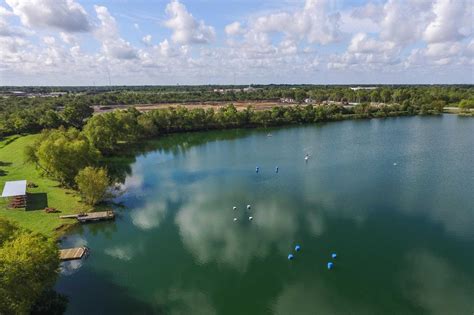 Spring Fed Lake Close To Downtown Houston W Turn Key Fitness Business