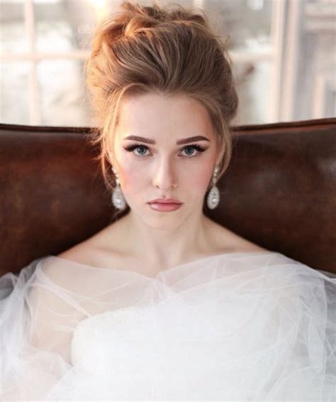 18 Wedding Hair And Wedding Makeup Ideas Deer Pearl Flowers