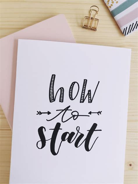 Generell ist ein buch zum handlettering lernen nur dann geeignet, wenn du vollumfassend über das thema handlettering, brushlettering und teilweise typografie unterrichtet werden möchtest. Handlettering lernen: Richtig starten in 2020 | Handlettering, Lettering lernen, Druckbuchstaben