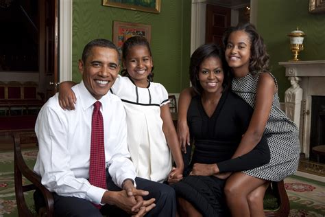¿a Qué Se Dedican Malia Y Sasha Las Hijas De Michelle Y Barack Obama