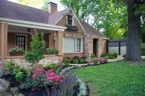Curb Appeal Tips Landscaping And Hardscaping Landscaping Ideas And