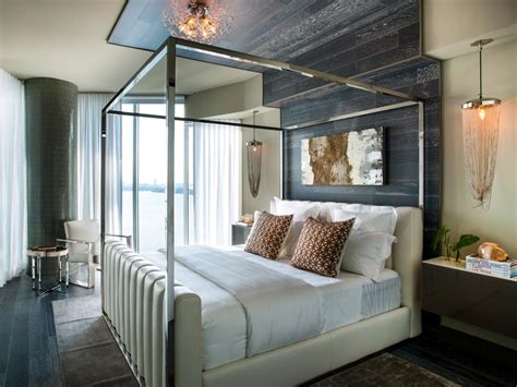 When it comes to your bedroom flooring, there are myriad options to choose from. Bedroom Flooring Ideas and Options: Pictures & More | HGTV