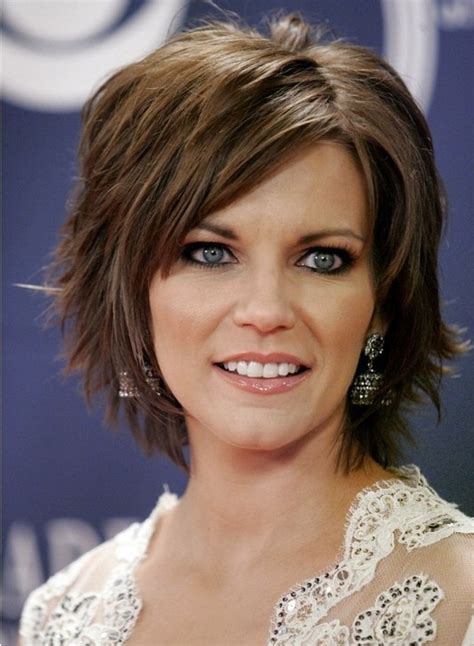 16 Short Feathered Hairstyles Pictures Pixie Cut