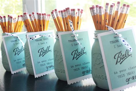 This listing is for 1 keychain! End of year teacher gift | Teacher gifts, Crafts for kids ...