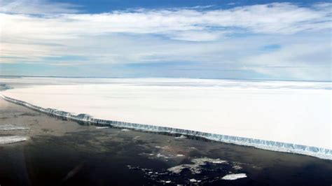 Scientists Set To Explore Mysterious Seafloor Exposed By Antarcticas