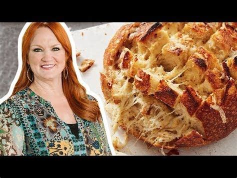 I tweaked it a little from her original: The Pioneer Woman Makes Roasted Garlic and Four-Cheese ...