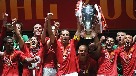 The win secures champions league football for his team next season. A história do Manchester United
